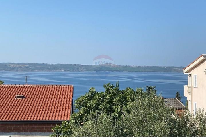 MASLENICA, OBITELJSKA KUĆA S POGLEDOM NA MORE, 120m DO PLAŽE