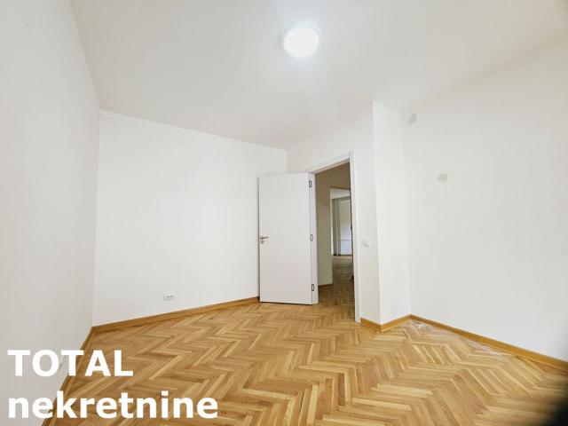 3 Trosoban stan NOVI SAD, 339900€