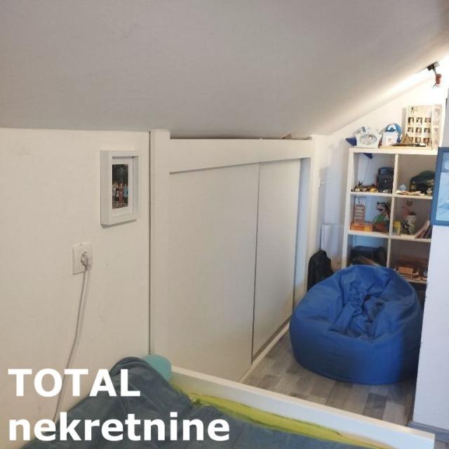 4 Četvorosoban stan NOVI SAD, 154500€