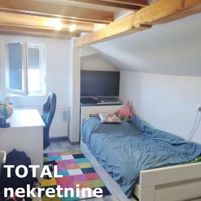 4 Četvorosoban stan NOVI SAD, 154500€