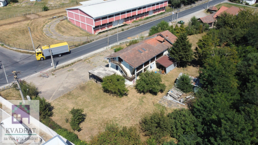 Kuća 350m2, 23 ara, Urovci, Obrenovac – 205 000€