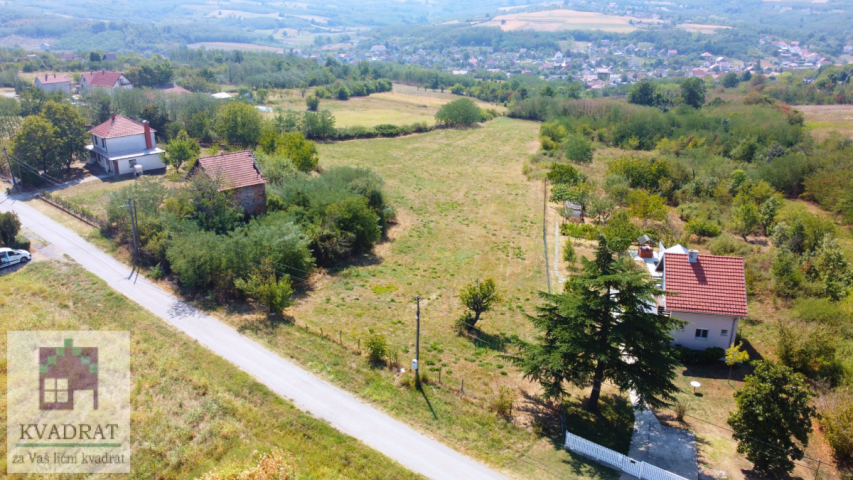 Građevinski plac 90, 87 ari , Obrenovac, Barič - 60 000 €