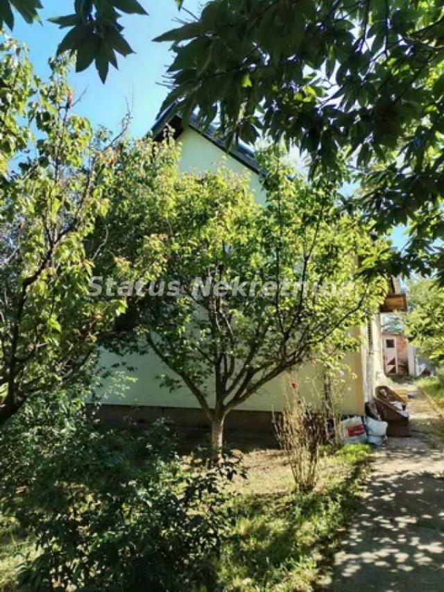 Banstol-Uknjižena Vikendica 65 m2 na lepom ravnom Placu 1067 m2 u Zelenoj Oazi-065/385 8880