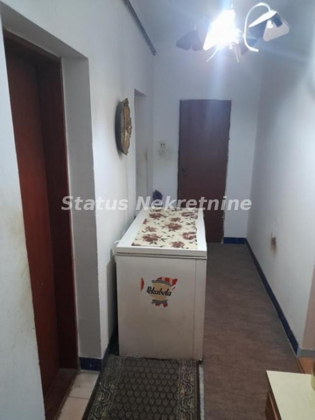 Bukovac-Spratna Porodična kuća 100 m2 na Placu od 780 m2 u Visinskom kraju-065/385 8880