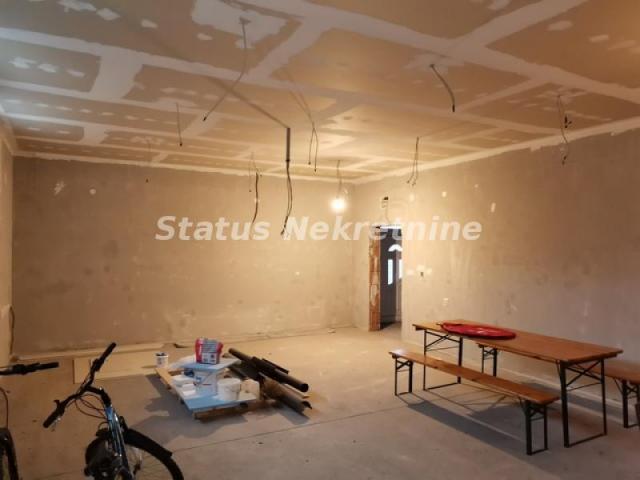 Vrdnik-Uknjižena kuća 160 m2 sa Poslovnim Objektom 600 m2 u blizini Vrdničke Kule-065/385 8880