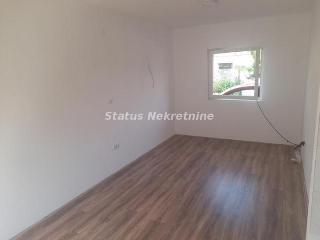 Veternik-Lep Jednoiposoban stan 42 m2 u mirnom kraju-065/385 8880