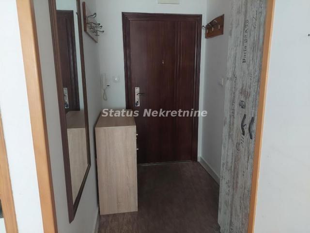 Somborski Bulevar-Uknjižen Dvosoban stan 35 m2 sa Luks Nameštajem-065/385 8880