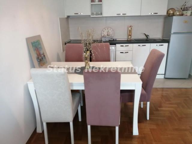 Extra lux stan-Odlična lokacija 650 eu. SA TROŠKOVIMA  - 065/3858-888