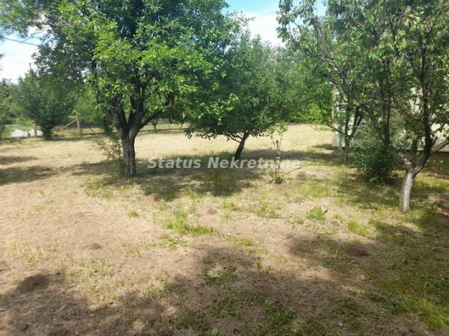 Banstol-Uknjižena Vikendica 65 m2 na lepom ravnom Placu 1067 m2 u Zelenoj Oazi-065/385 8880