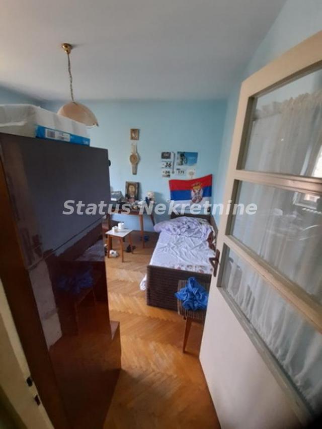 Detelinara-Uknjižen Dvosoban stan 53 m2 na drugom spratu sa dve Terase-065/385 8880