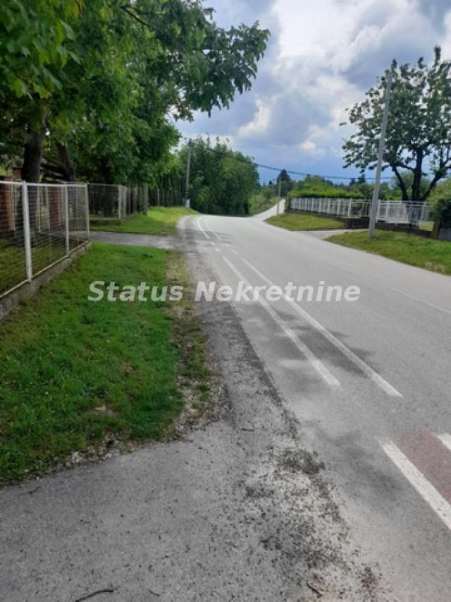 Banstol-Uknjižena Vikendica 65 m2 na lepom ravnom Placu 1067 m2 u Zelenoj Oazi-065/385 8880