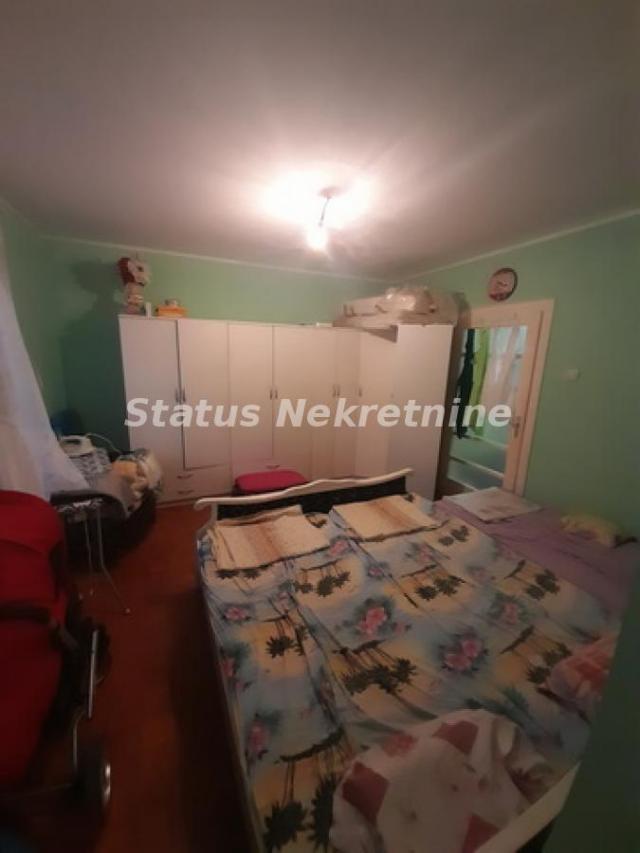 Beočin-Uknjižena Porodična kuća 114 m2 na Placu od 360 m2 u Mirnom kraju-065/385 8880