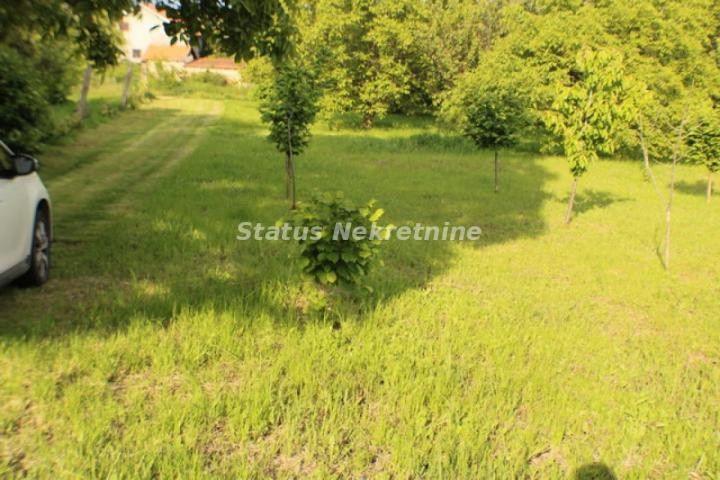 Vrdnik-Odličan plac za gradnju 2420 m2-Ekskluziva-