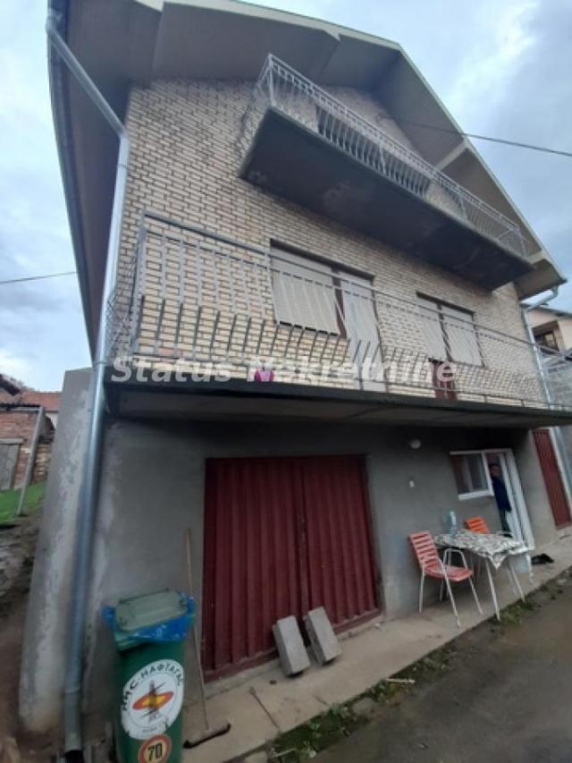 Bukovac-Spratna Porodična kuća 100 m2 na Placu od 780 m2 u Visinskom kraju-065/385 8880