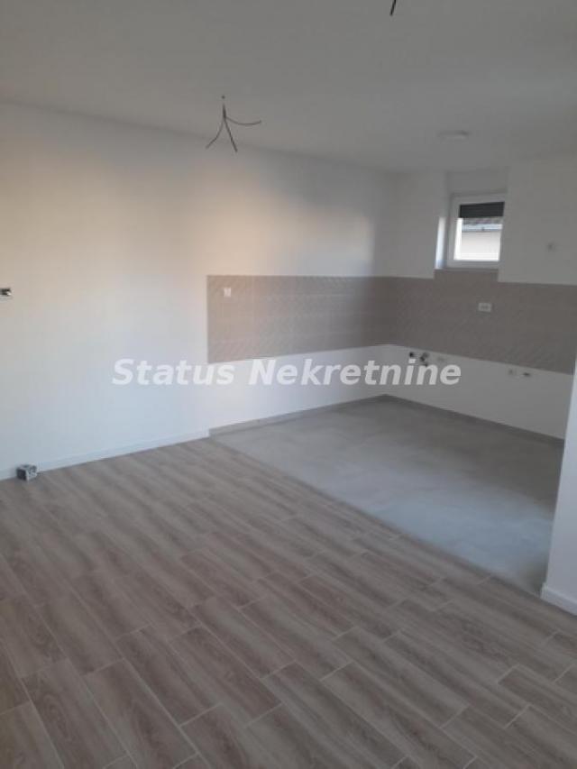 Adice-Useljiv Trosoban stan 60 m2 na Poželjnoj Top Lokacij-065/385 8880