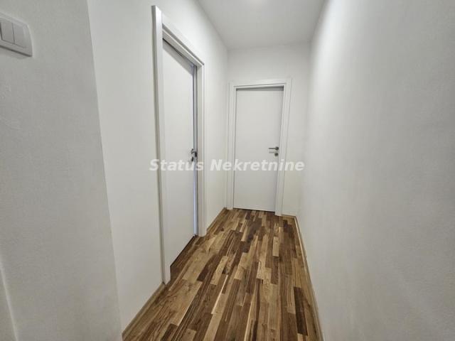 Rotkvarija-Uknjižen Renoviran Trosoban stan 54 m2 na Top Lokaciji-065/385 8880