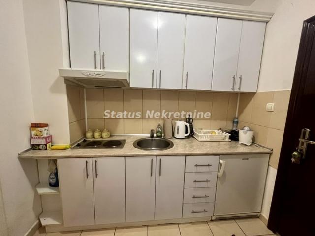 Nova Detelinara- Namešten Jednosoban stan 25 m2 na Prvom spratu-065/385 8880