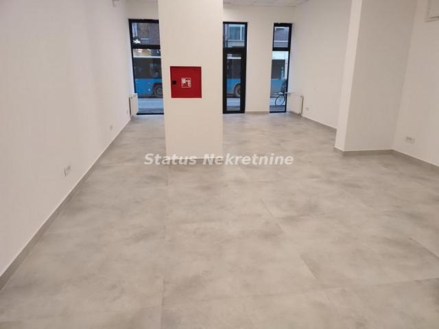 Podbara-*Naša Preporuka*-Useljiv Izuzetan Nov Lokal 100 m2 u blizini Centra grada-065/385 8880