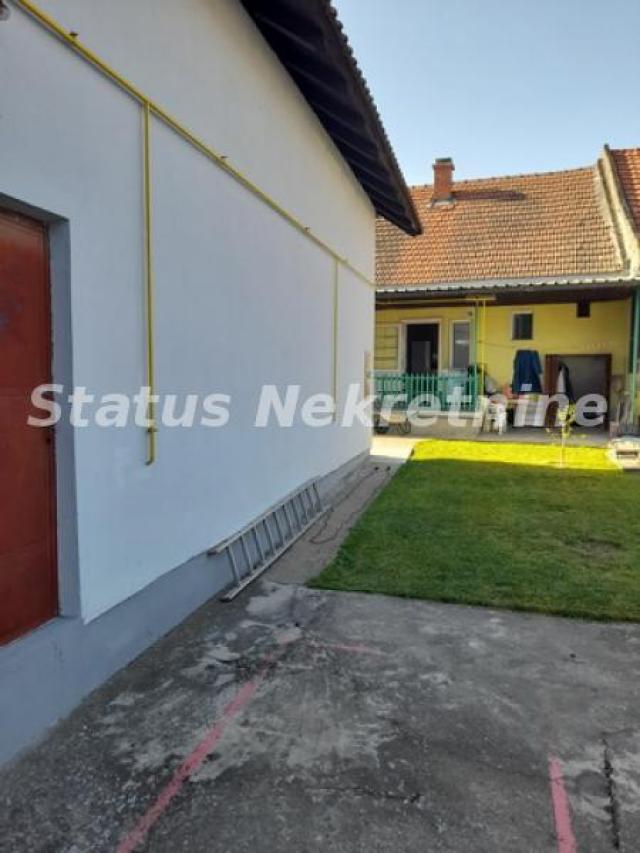 Salajka-Interesantna Starija Kuća Pogodna za Poslovanje-065/385 8880