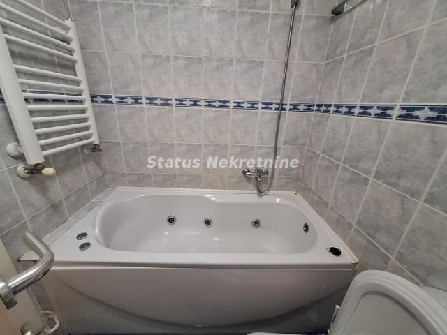 ODLIČAN DVOSOBAN STAN 44M2 GRBAVICA 450EU