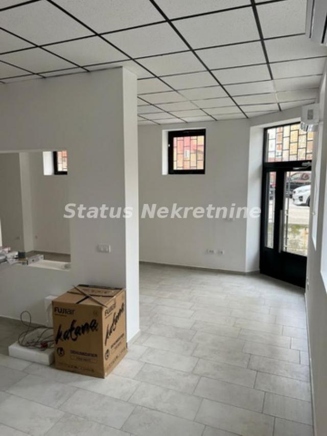 Podbara-Uknjižen Lokal 57 m2 za Razne Namene-065/385 8880