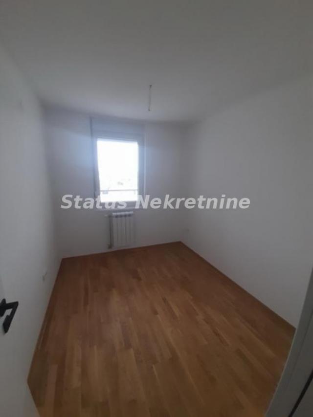 Petrovaradin- Četvorosoban PENTHAUS 101 m2 na Poželjnoj Top Lokaciji-povrat PDV-065/385 8880