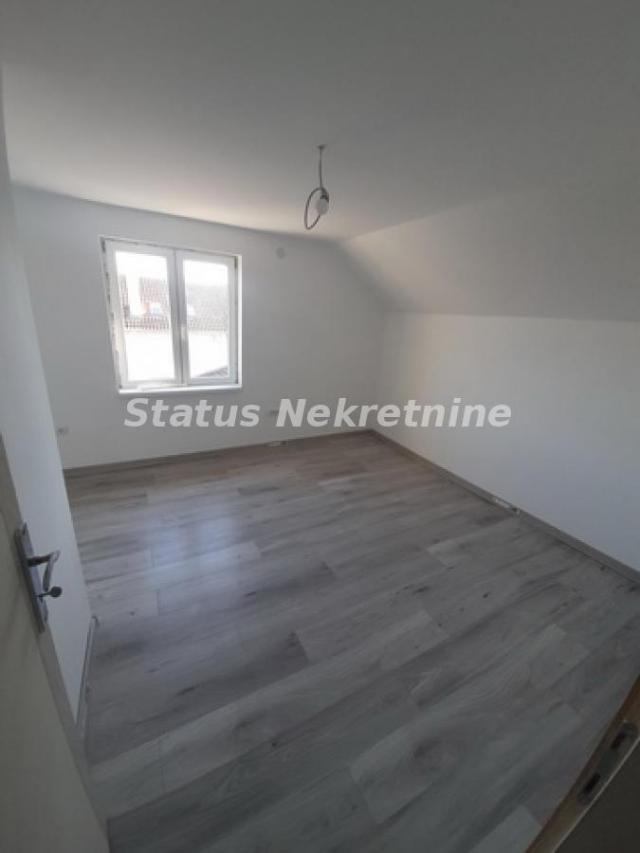 Veternik-Prazna Sedmosobna kuća 250 m2 u mirnom kraju-potreban Depozit-Zakupnina 800e-065/385 8880