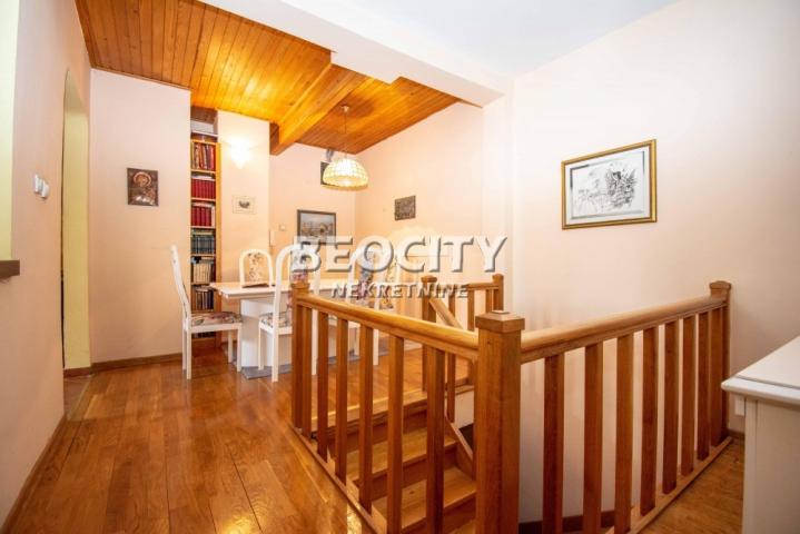 Čukarica, Golf, Beogradskog bataljona, 4. 5, 137m2, 360000EUR