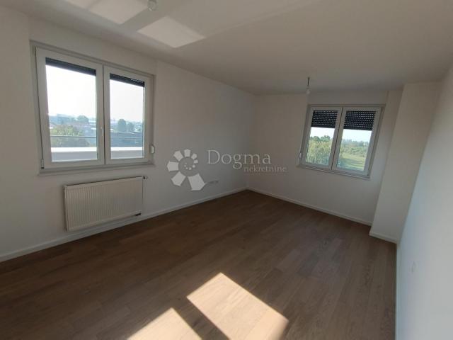 Flat Vukomerec, Peščenica - Žitnjak, 129,65m2