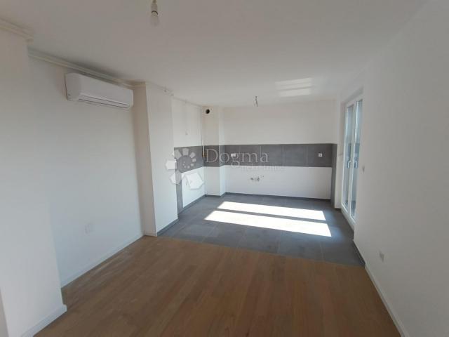 Flat Vukomerec, Peščenica - Žitnjak, 129,65m2