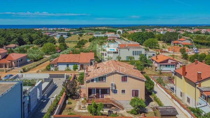 Kuća Novigrad, 250m2