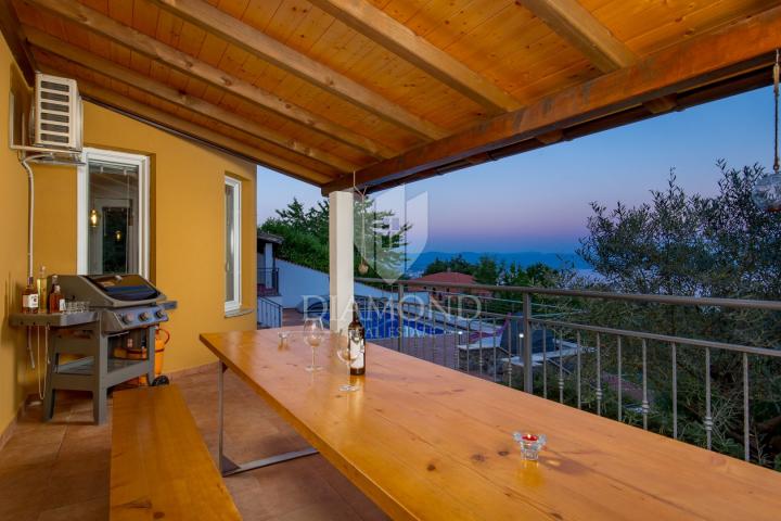 Haus Opatija - Okolica, 300m2