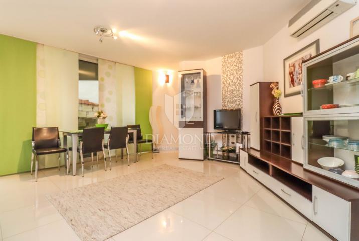 Stan/Apartman Novigrad, 61, 75m2