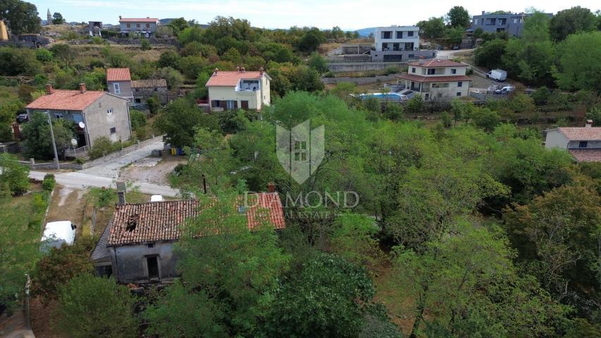 Labin, house for adaptation in a top location