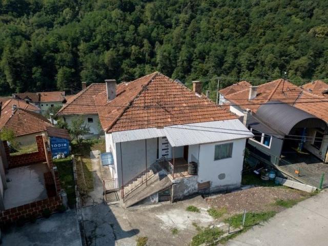 Izdaje se sprat kuće, 54 m2, ul. Dragomira Divca 10, Prijepolje 