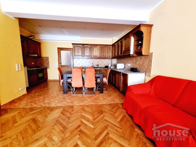 Izdavanje NOVI SAD, GRBAVICA, kv: 200, € 1300, ID: 9116641