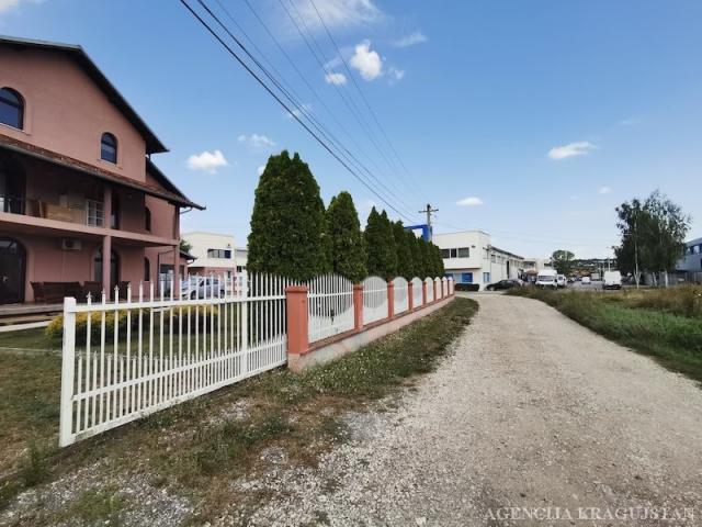 Izdavanje, Kuća, 170. 00m2 , Petrovac