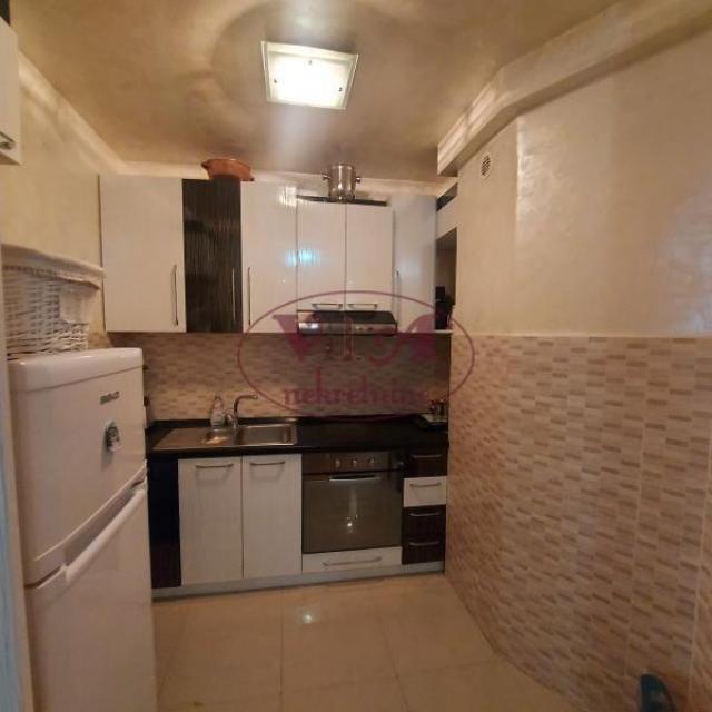 Novi Sad, Bulevar Patrijarha Pavla, lux penthouse sa dodatnom krovnom terasom u lux zgradi