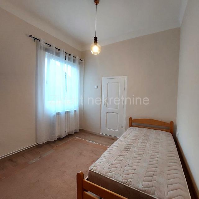 Stari grad-Dorćol-Gundulićev venac-Pet friendly-Renoviran salonac