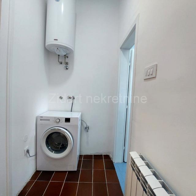 Stari grad-Dorćol-Gundulićev venac-Pet friendly-Renoviran salonac