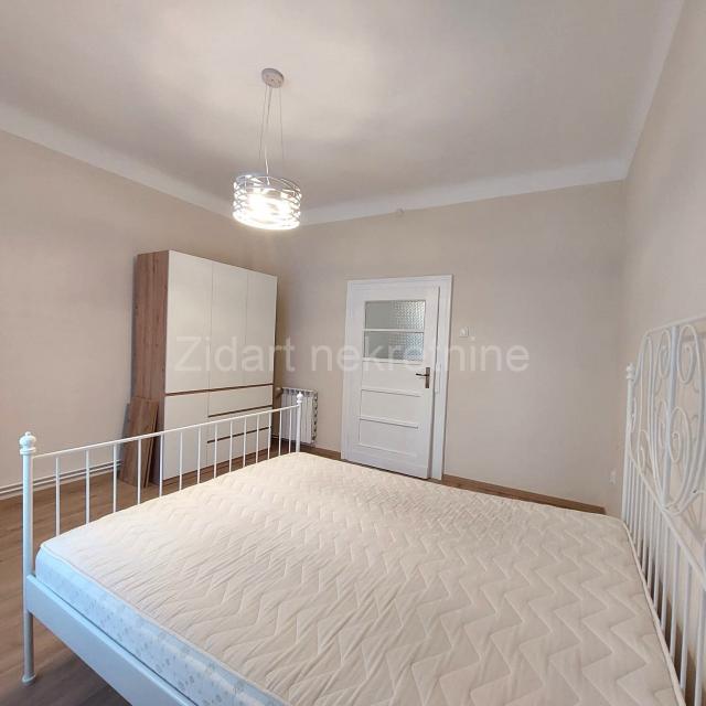 Stari grad-Dorćol-Gundulićev venac-Pet friendly-Renoviran salonac