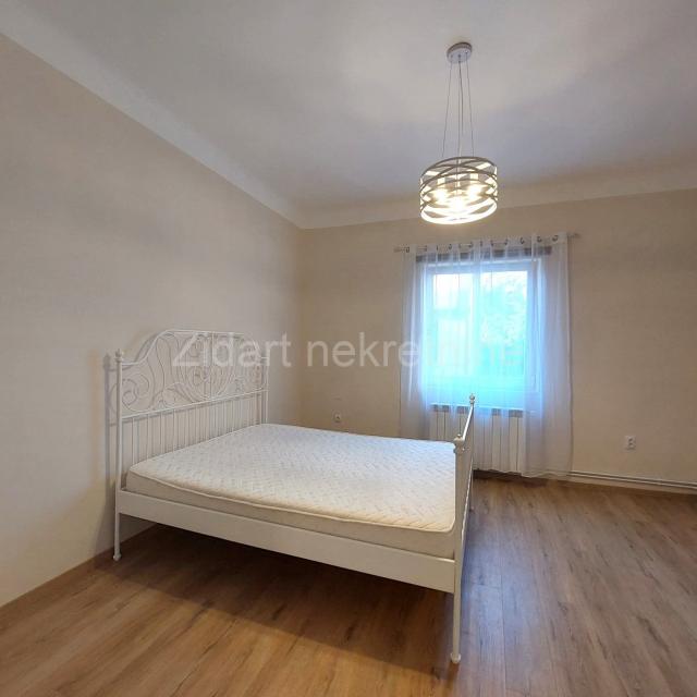 Stari grad-Dorćol-Gundulićev venac-Pet friendly-Renoviran salonac