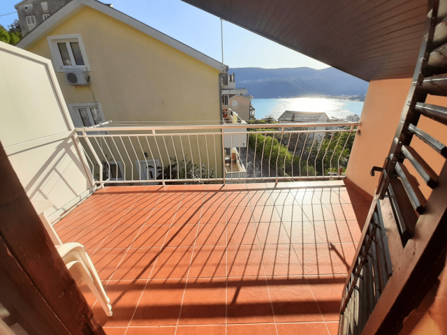 Apartment for sale 85m2 with a yard - Herceg Novi - Topla 2