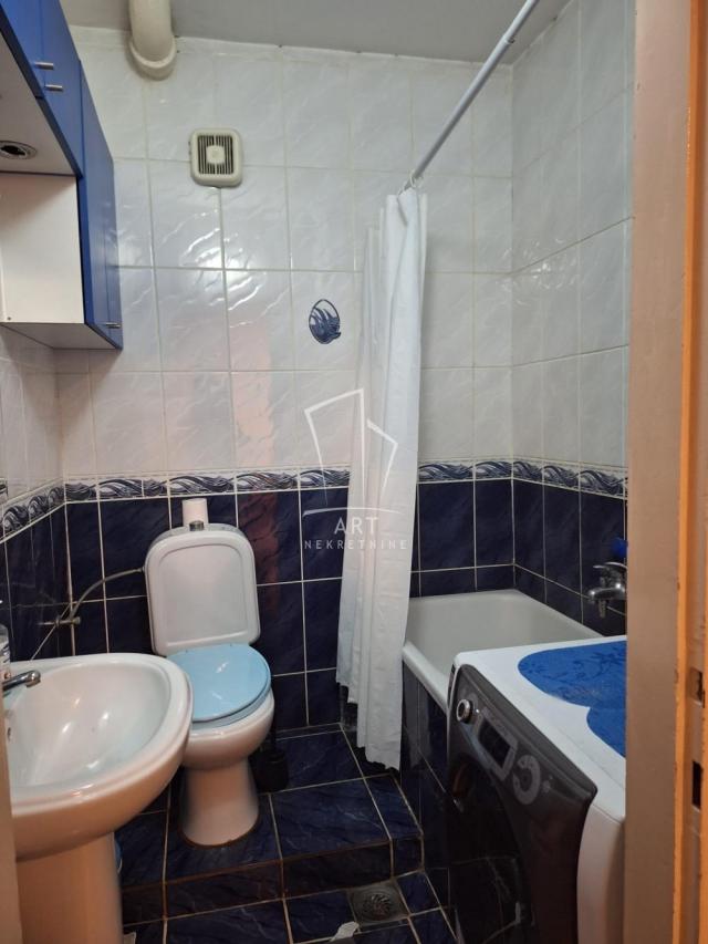 Vračar, odlična lokacija, mereno 65m2 ID#8675