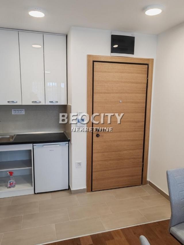 Novi Sad, Centar, Kisacka, 1. 5, 37m2, 500EUR