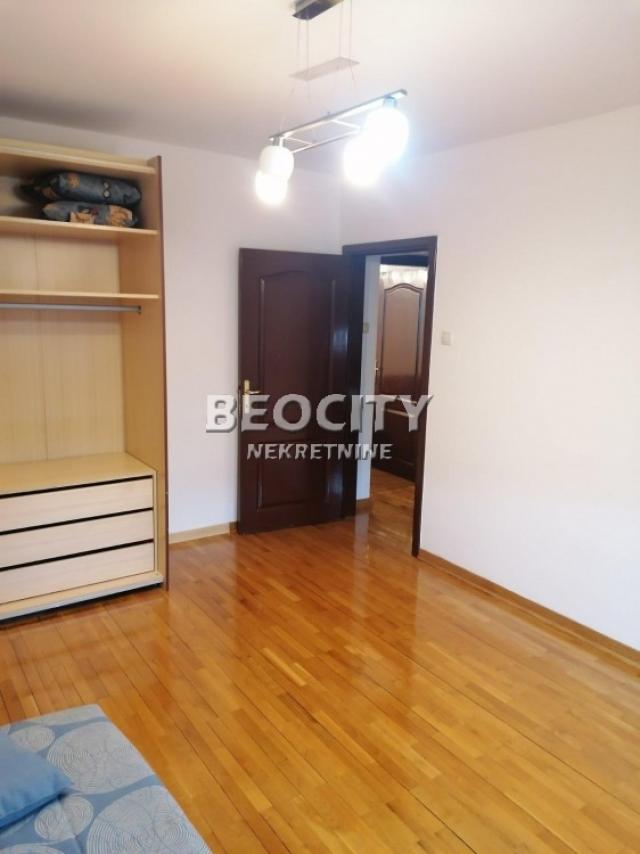 Novi Sad, Nova Detelinara, Trg majke Jevrosime, 3. 0, 70m2, 500EUR