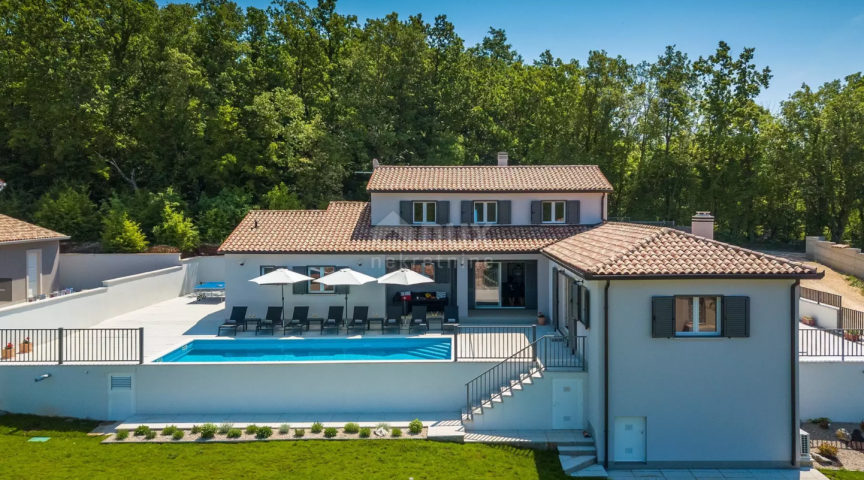 ISTRIA, LABIN - Villa with pool near the city