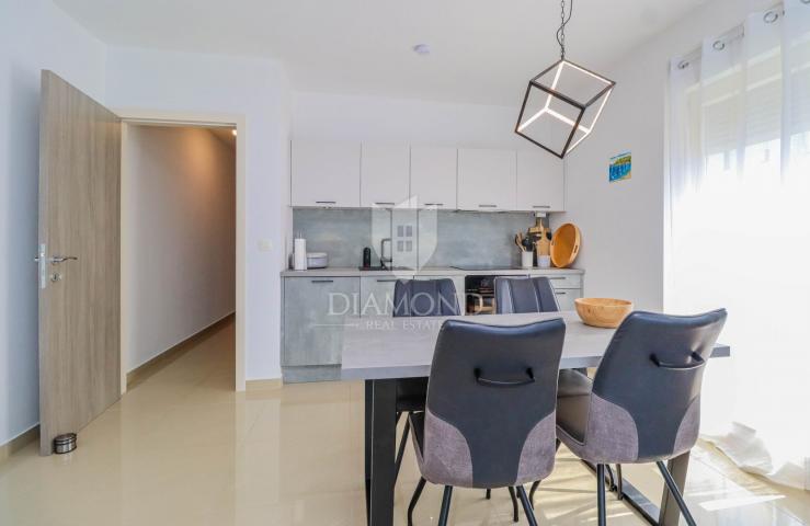 Stan/Apartman Novigrad, 69m2