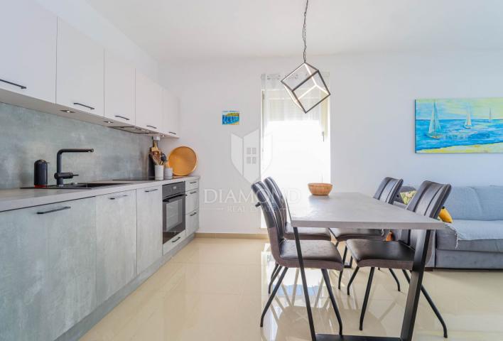 Stan/Apartman Novigrad, 69m2