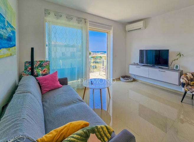 Stan/Apartman Novigrad, 69m2